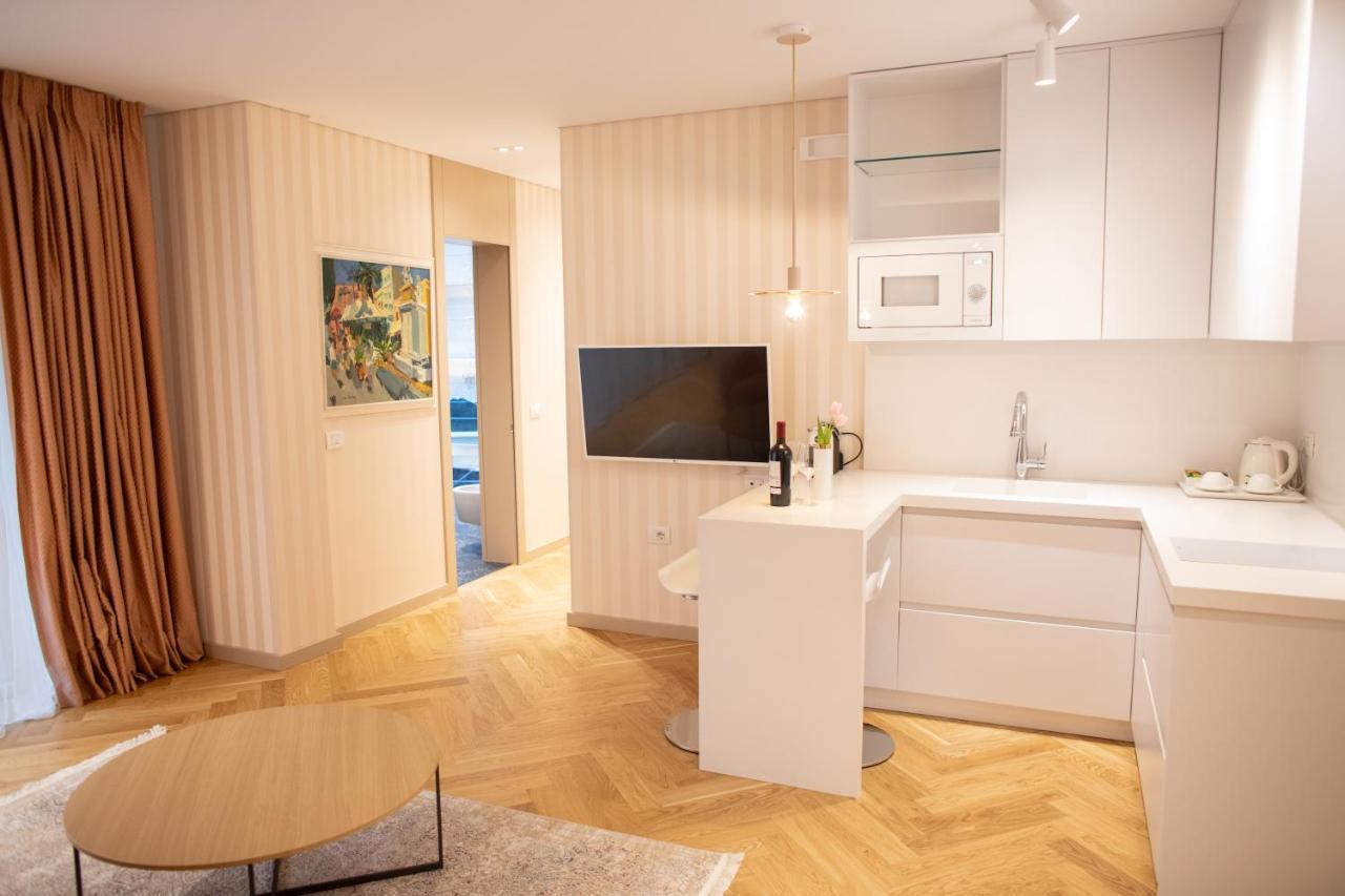 Seven Luxury Suites Tirana Eksteriør billede