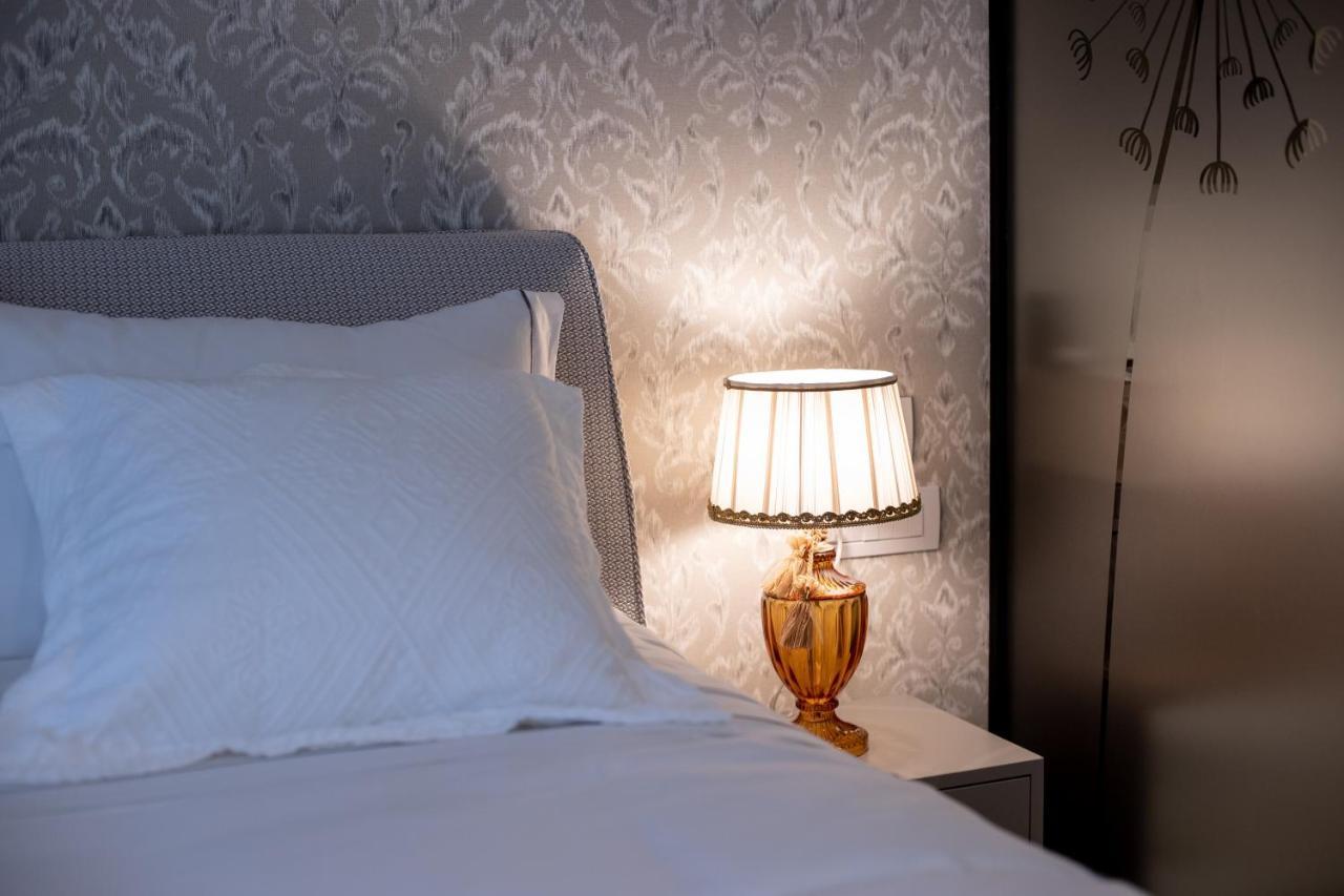 Seven Luxury Suites Tirana Eksteriør billede