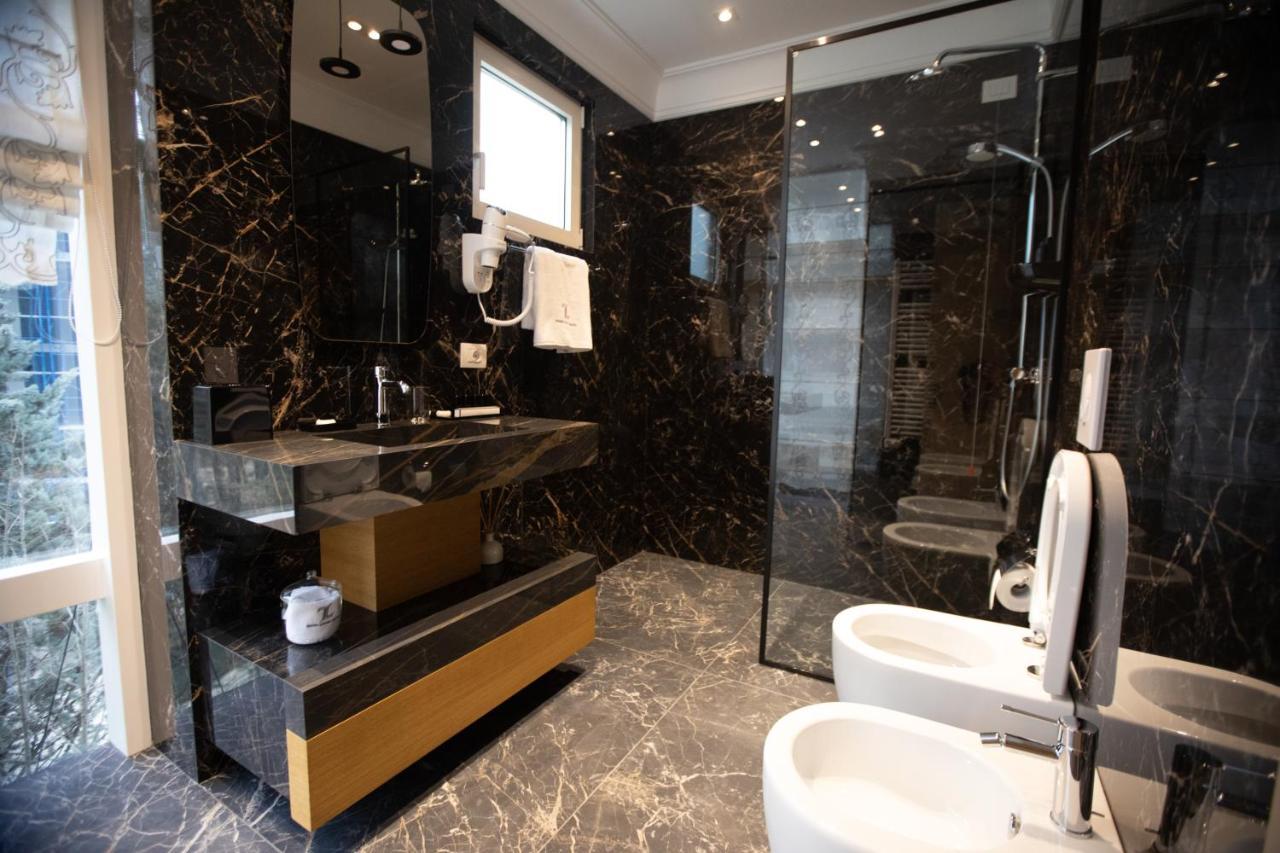 Seven Luxury Suites Tirana Eksteriør billede